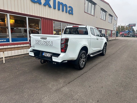 Isuzu D-max 3 of 5