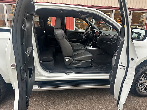 Isuzu D-max 5 of 5