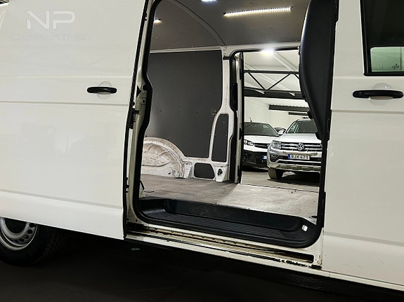 Volkswagen Transporter 7 of 26