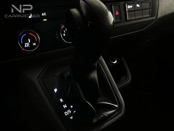Volkswagen Transporter 17 of 26