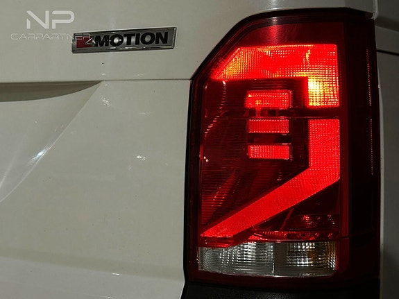 Volkswagen Transporter 11 of 26