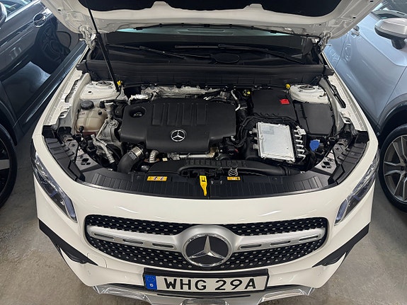 Mercedes-Benz GLB200 d 13 of 20
