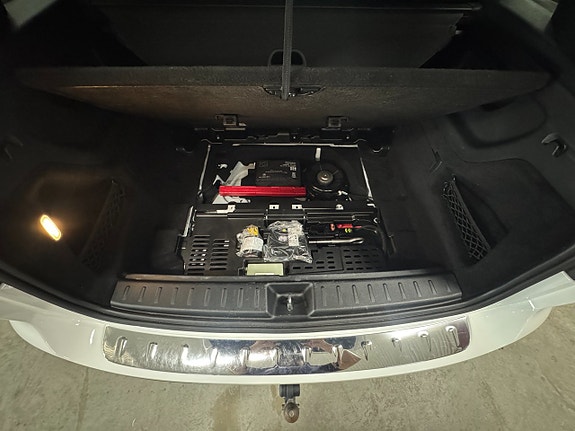 Mercedes-Benz GLB200 d 14 of 20