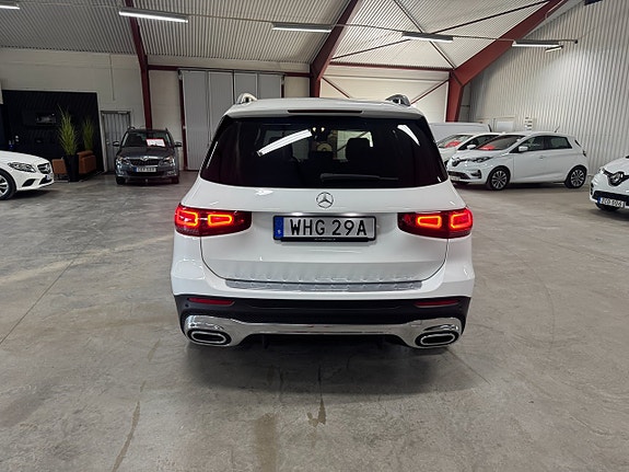 Mercedes-Benz GLB200 d 7 of 20
