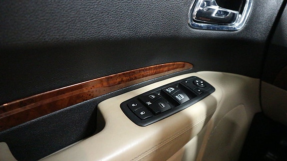 Dodge Durango 26 of 30