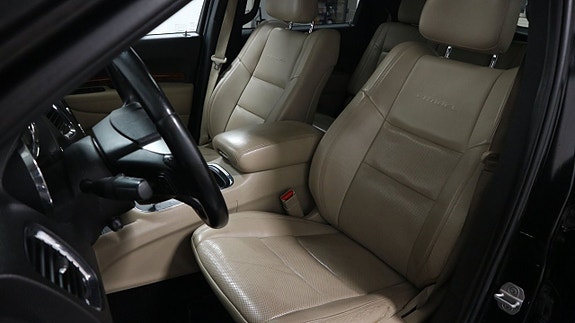 Dodge Durango 15 of 30