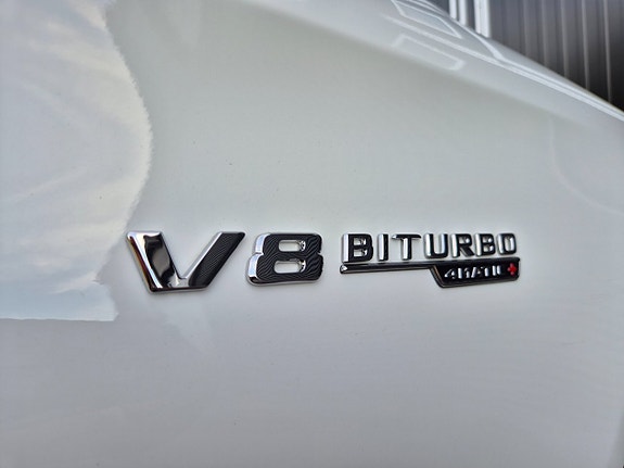 Mercedes-Benz GLC63 29 of 30