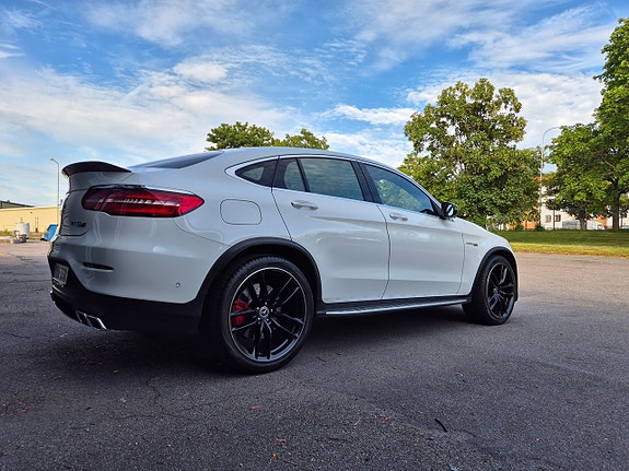 Mercedes-Benz GLC63 3 of 5