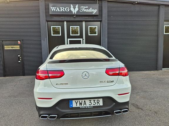 Mercedes-Benz GLC63 12 of 30