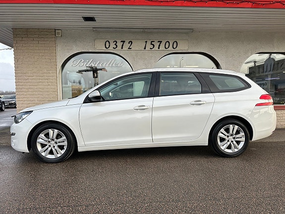 Peugeot 308 2 of 21