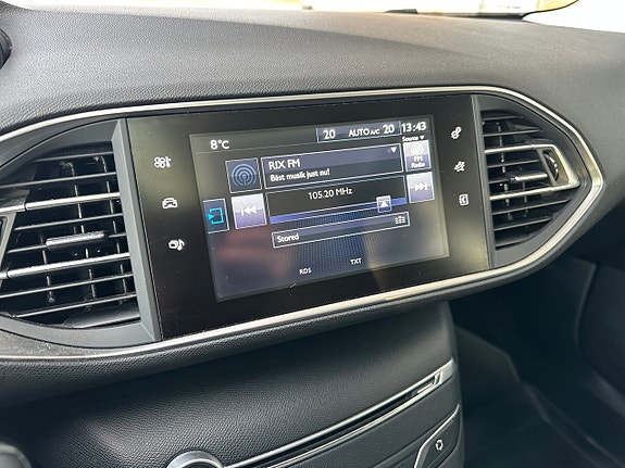 Peugeot 308 10 of 21