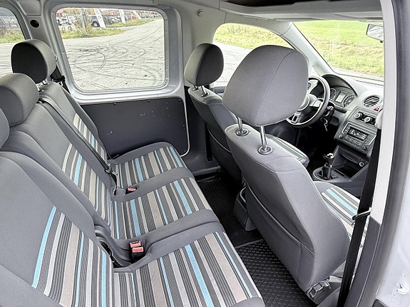 Volkswagen Caddy 11 of 14
