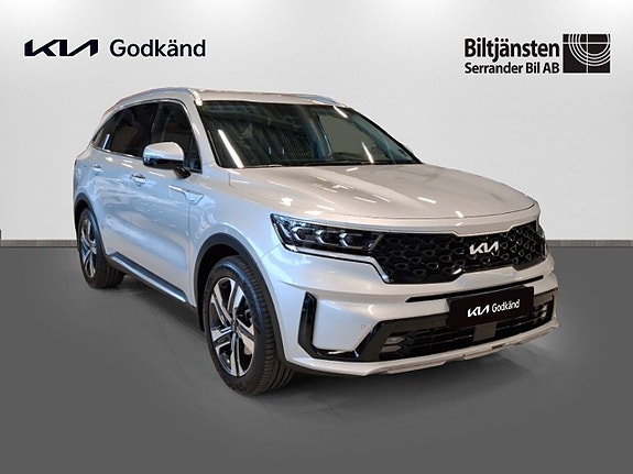 Kia Sorento 3 of 16