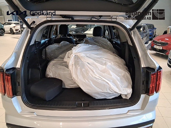 Kia Sorento 14 of 16