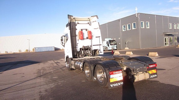 Volvo FH Dragbil / LNG Gasbil 4 of 6