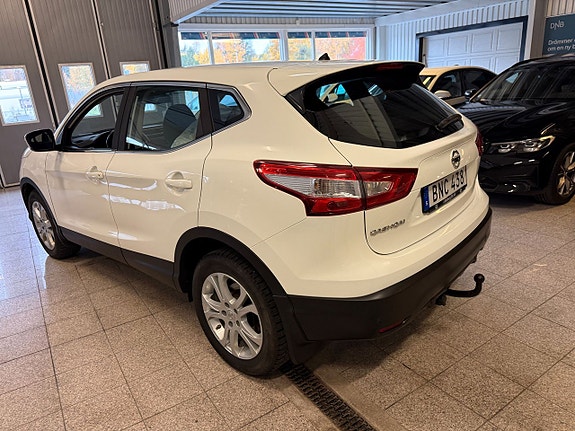 Nissan Qashqai 3 of 5
