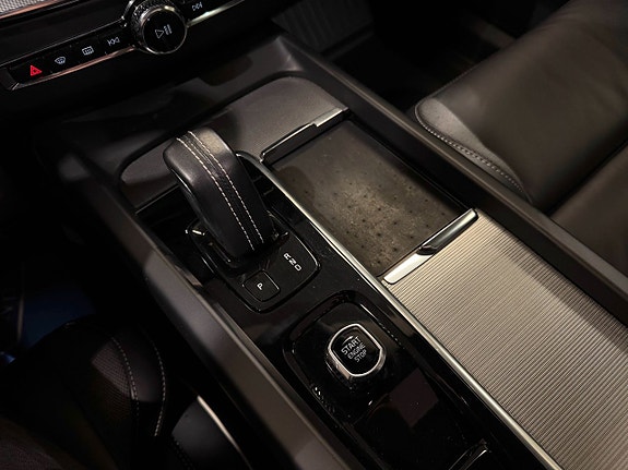 Volvo XC60 19 of 27