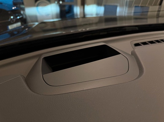 Volvo XC60 20 of 27