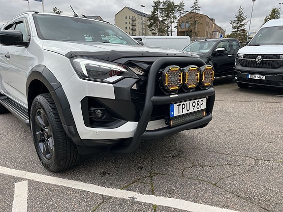 Isuzu D-max 8 of 14