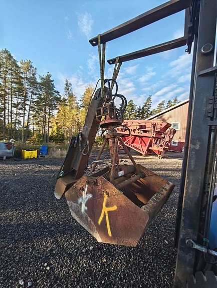 UTFÖRSÄLJNING HIAB klaffskopa/gripskopa med rotator B27