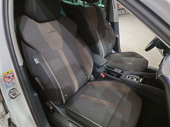 Skoda Octavia Scout 9 of 19