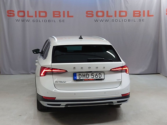 Skoda Octavia Scout 5 of 5