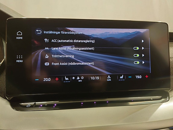 Skoda Octavia Scout 12 of 19
