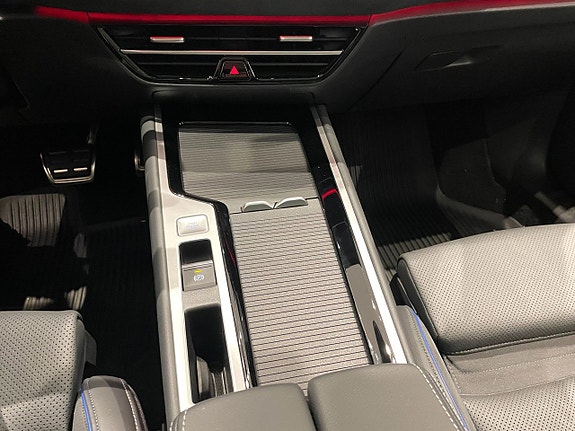 Volkswagen Passat 21 of 27