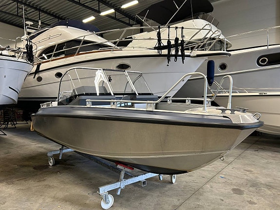 Buster X 2019 Yamaha F70 2025