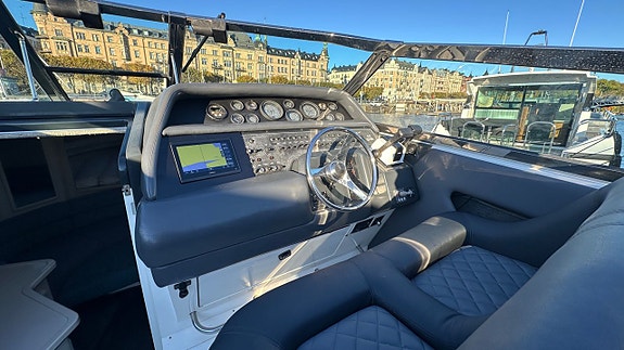 Sea Ray 380 SS -1992 14 of 23