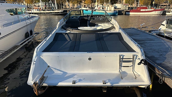 Sea Ray 380 SS -1992 7 of 23