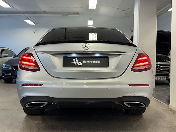 Mercedes-Benz E220 d 7 of 13