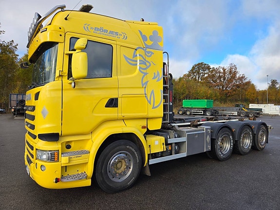 SCANIA R450 LASTVÄXLARE TRIDEM 8X4