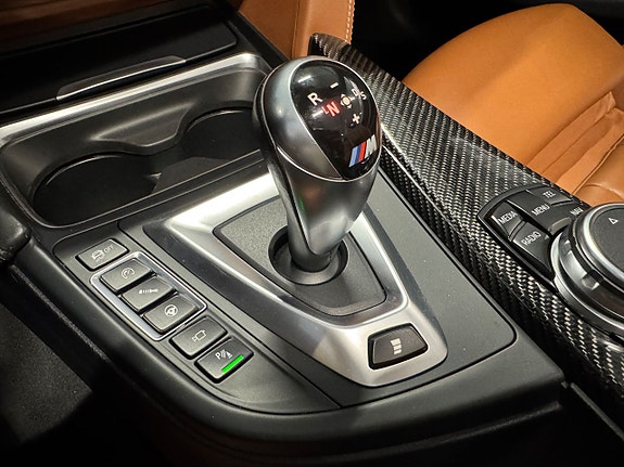 BMW M4 20 of 25