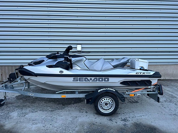 Sea-doo GTX LTD 325 iDF -2025 DEMO ink trailer