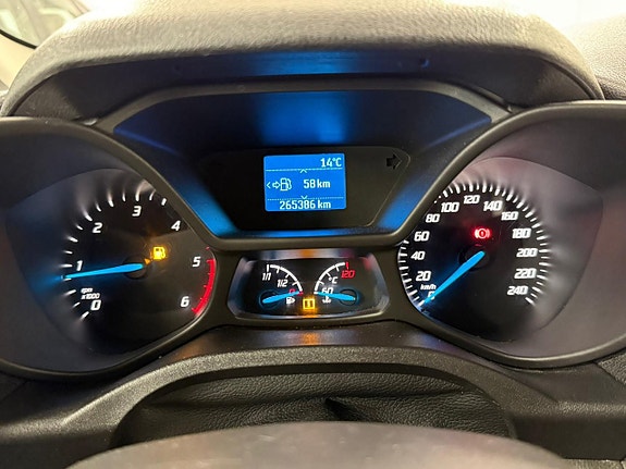 Ford Transit Connect 16 of 24