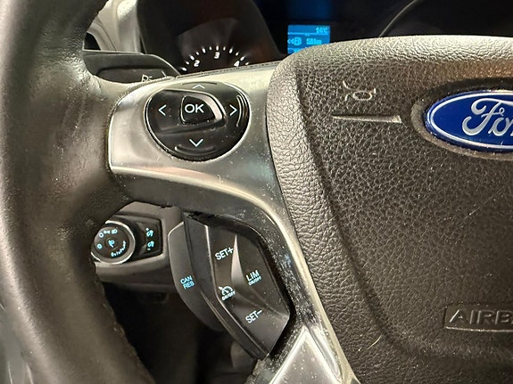 Ford Transit Connect 18 of 24