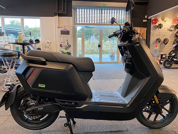 NIU  NQiX 150 45km/h Mattsvart 6 of 10