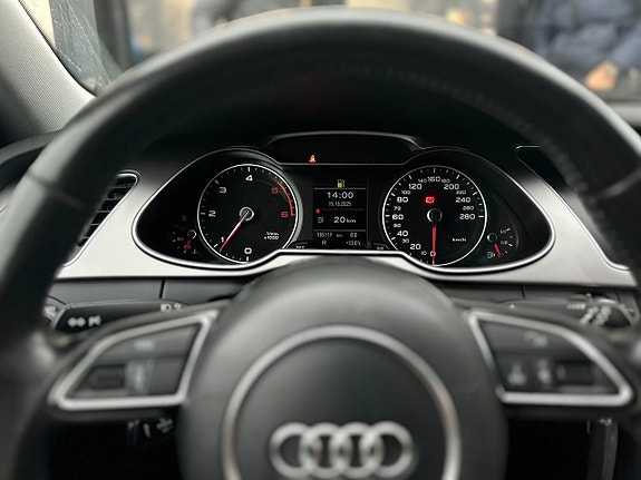Audi A4 14 of 26