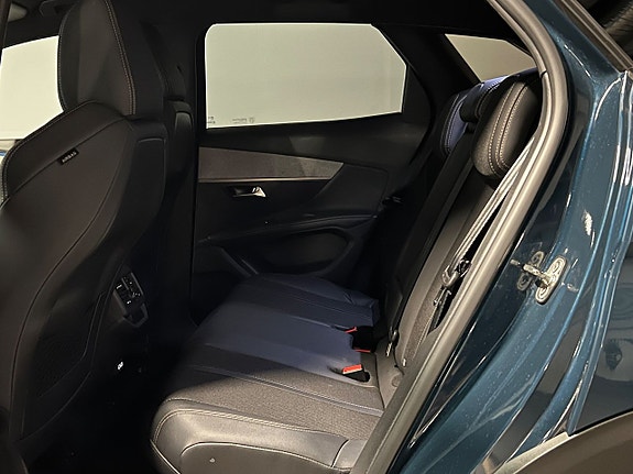 Peugeot 3008 12 of 23