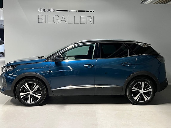Peugeot 3008 3 of 5