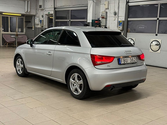 Audi A1 3 of 5