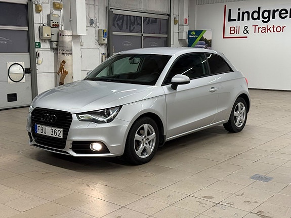 Audi A1 2 of 5