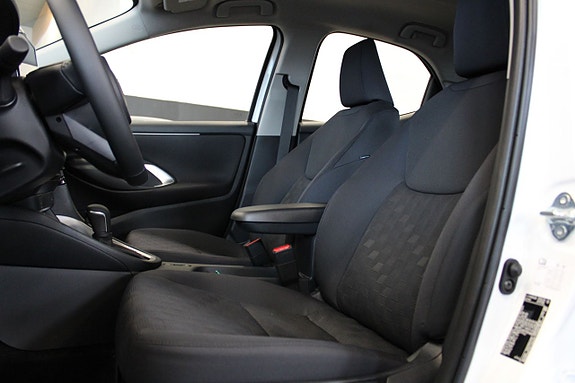 Mazda 2 8 of 19