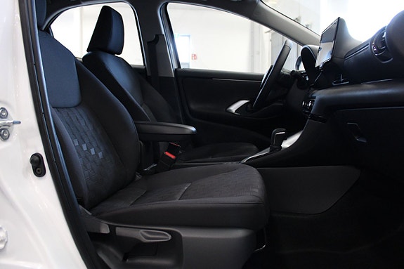 Mazda 2 10 of 19