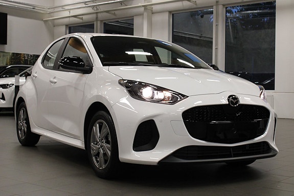 Mazda 2 2 of 19