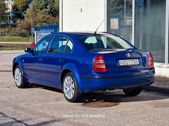 Skoda Superb 7 of 22
