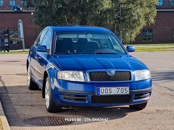 Skoda Superb 10 of 22