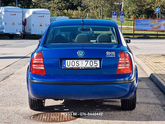 Skoda Superb 8 of 22