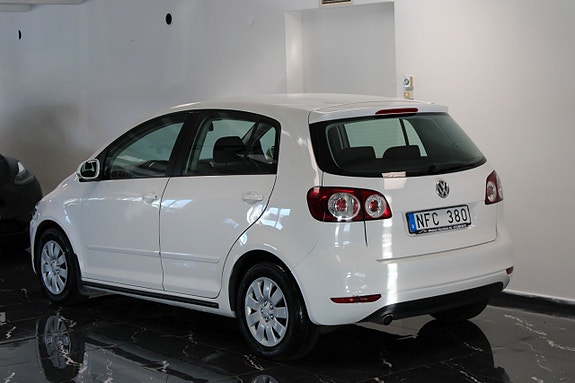 Volkswagen Golf Plus 3 of 12